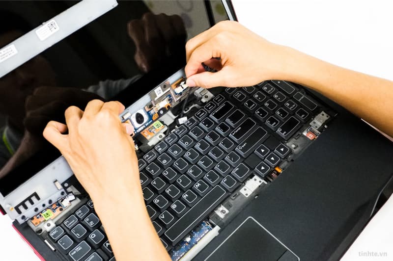 Bàn phím bị liệt, xử lý ra sao?