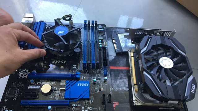 Hướng dẫn cơ bản cách tháo lắp quạt tản nhiệt CPU chính xác nhất