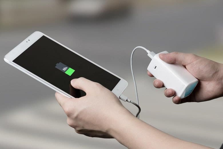 Pin dự phòng là gì? Những tiện ích nổi bật của pin dự phòng 